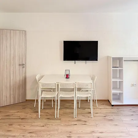 T&k Near Messe Fair Trade Duesseldorf Und Airport 1a شقة دوسبرغ