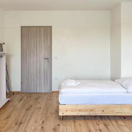 T&k Near Messe Fair Trade Duesseldorf Und Airport 1a * دوسبرغ